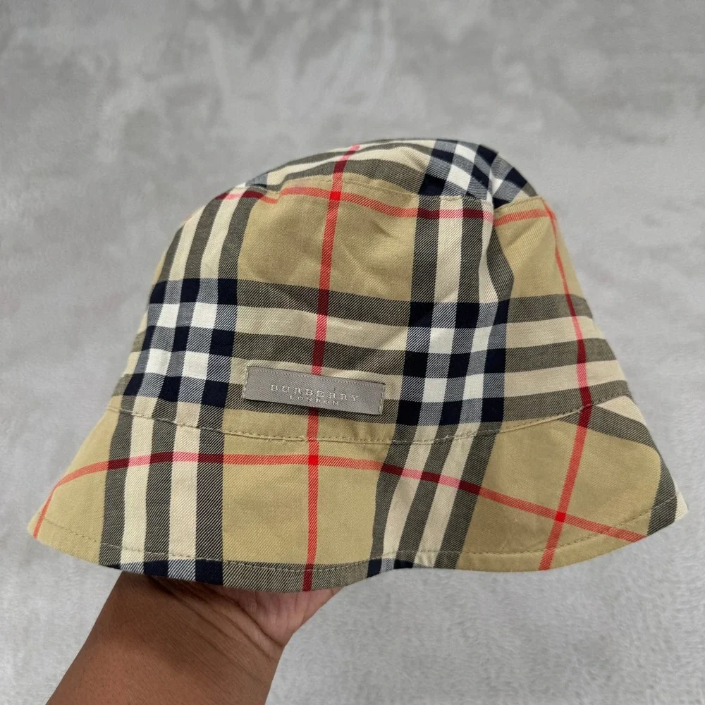 Vintage Burberry London Bucket Hat Tartan‎ Plaid Womens M Beige Preowned Cotton